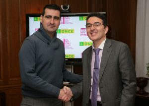 Ignacio García y Andrés Ramos tras la firma del Convenio