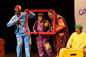 Orozú interpetando a Don Volpone en la Bienal de Extremadura